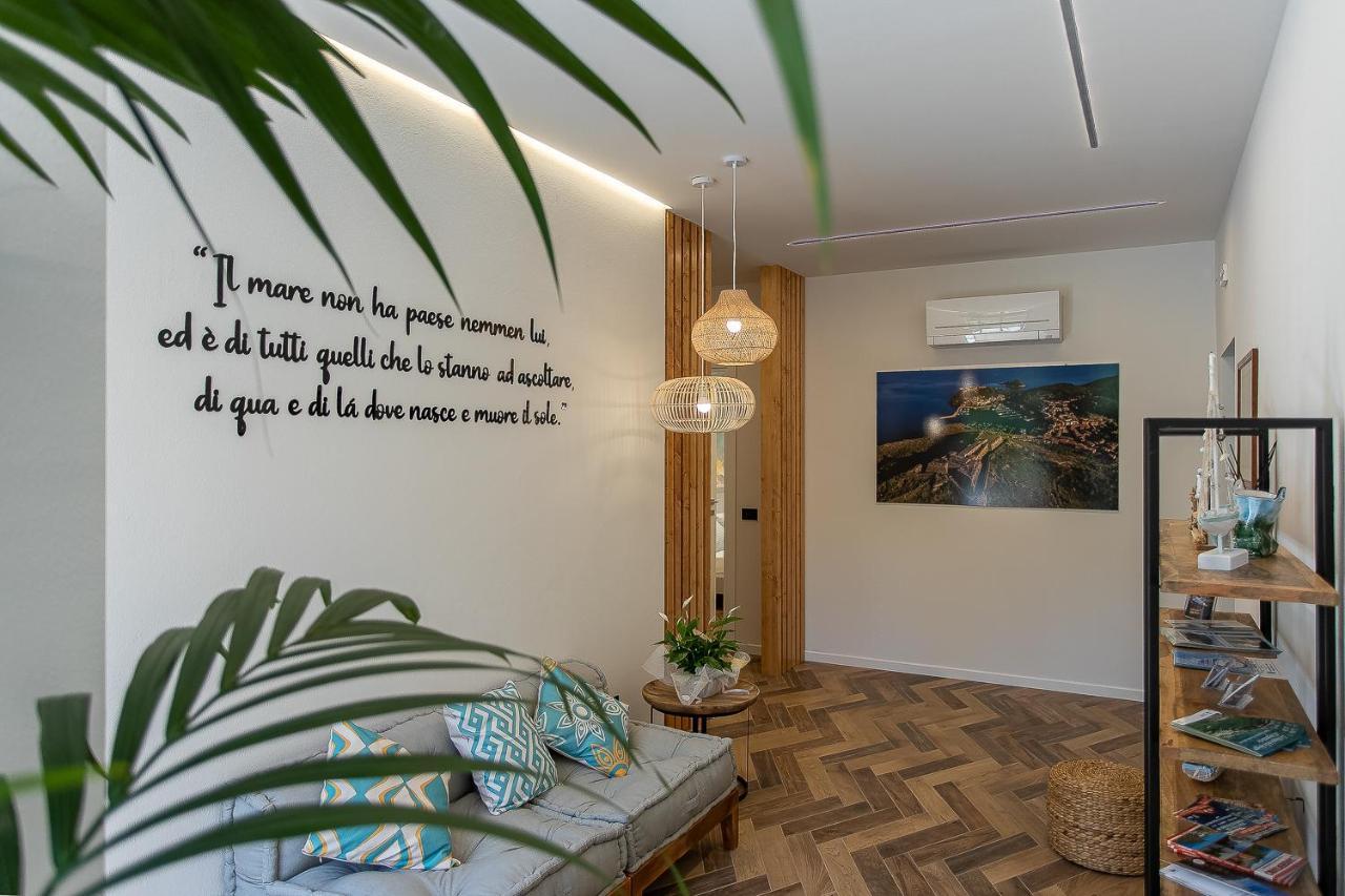 Brezza Marina Guest House 포르투 에르콜레 외부 사진